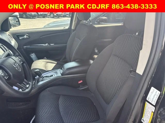 Used 2017 Black Dodge SXT image 5