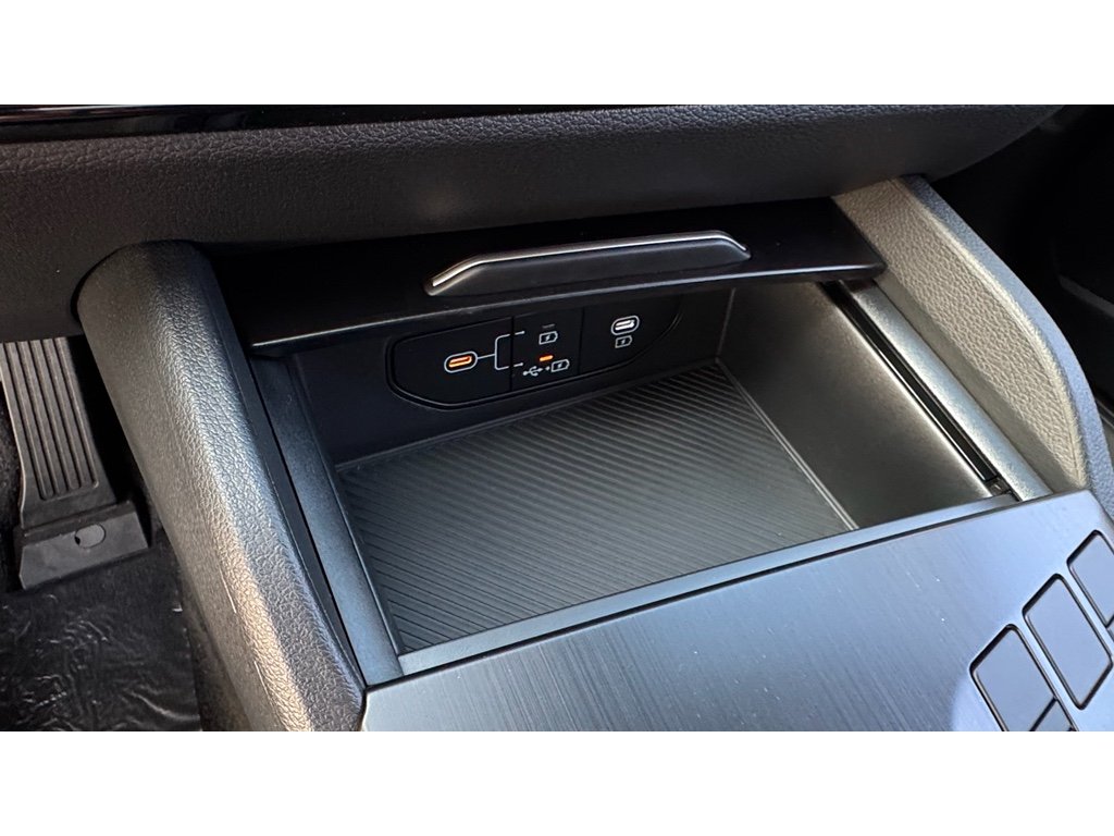 New 2026 Fusion Black Kia LX image 21