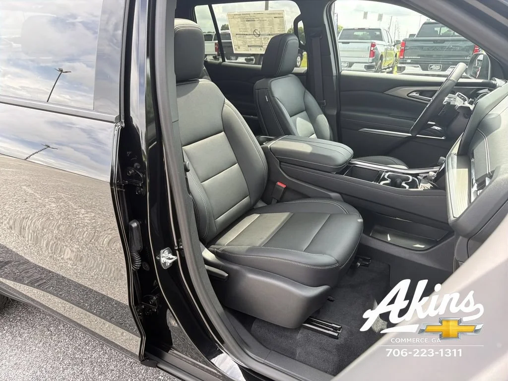 New 2026 Mosaic Black Metallic Chevrolet LT image 20