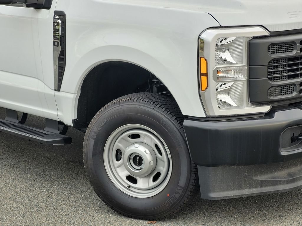 New 2026 Oxford White Ford F-250® XL image 5