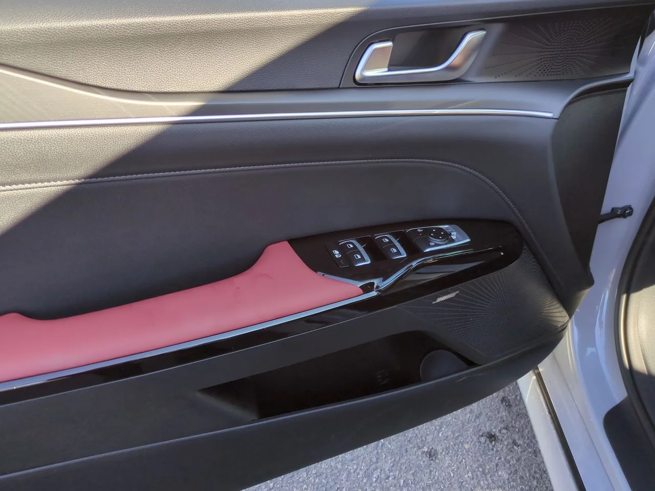 New 2026 Wolf Gray Kia GT-Line AWD image 20
