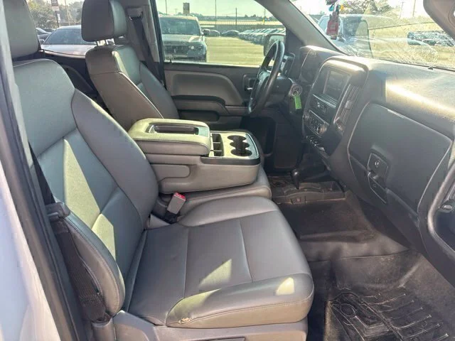 Used 2019 White Chevrolet WT image 24