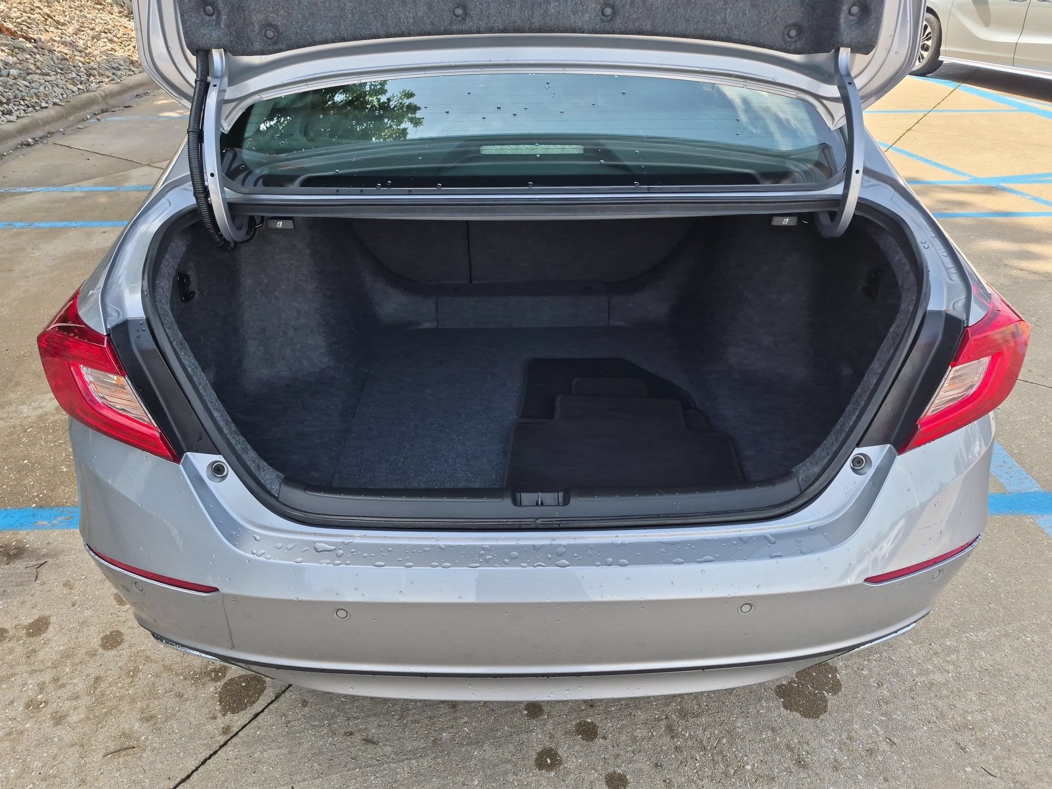 2022 Honda Accord EX-L - Photo 27