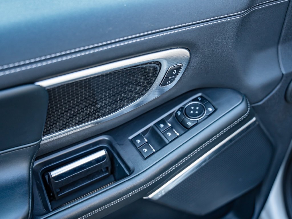 Used 2025 White Ford Platinum image 18