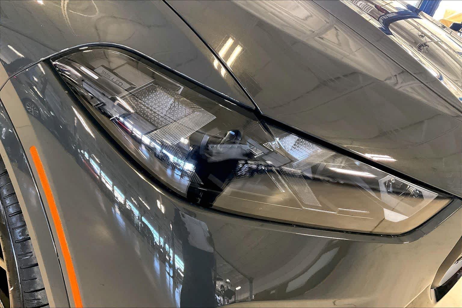 New 2026 Dravit Grey Metallic BMW sDrive40i image 13