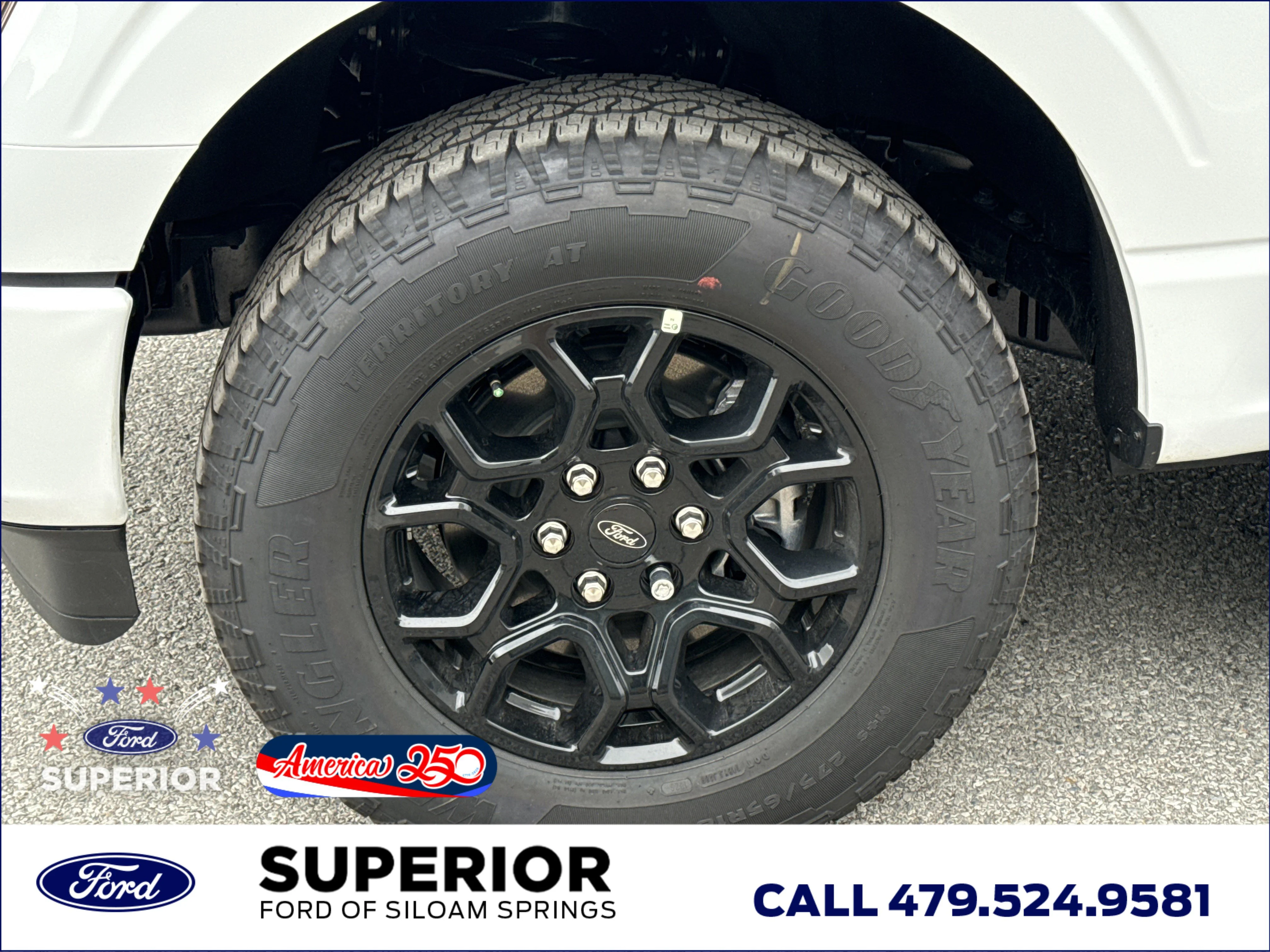 New 2026 Oxford White Ford XLT 4WD image 15