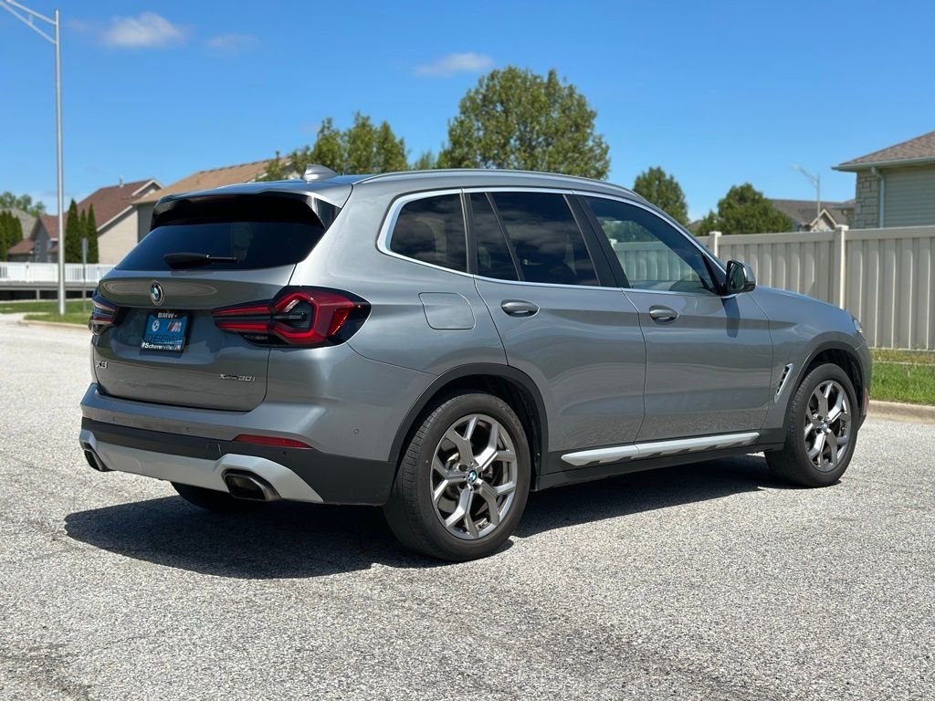 Used 2024 Skyscraper Grey Metallic BMW xDrive30i image 9
