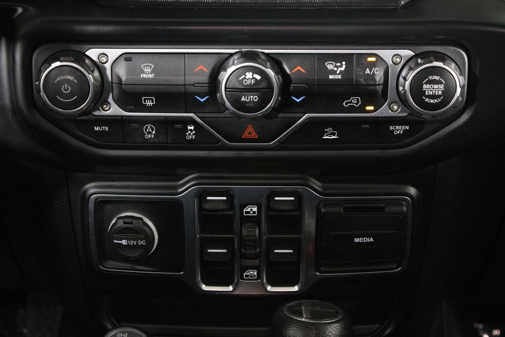 2023 Jeep Gladiator Overland - Photo 19