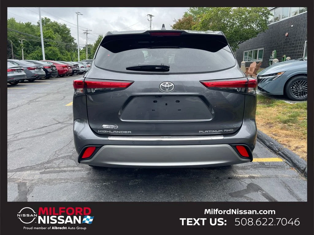 Used 2021 Gray Toyota Platinum image 4