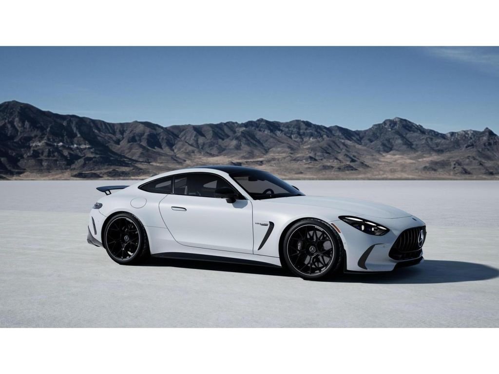 New 2026 MANUFAKTUR Moonlight White Metallic Mercedes-Benz Base image 13