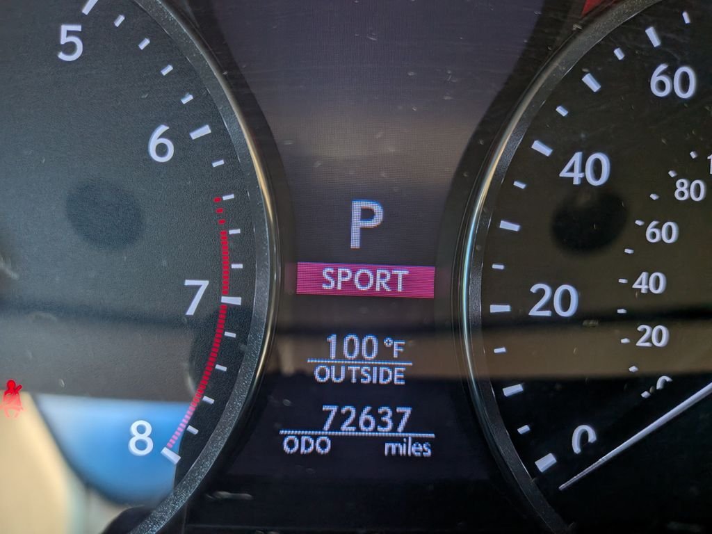 Used 2013  Lexus 460 image 15