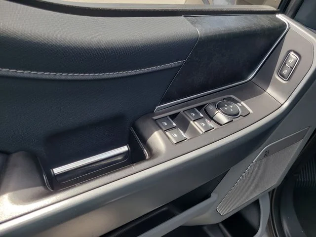 Used 2023 Gray Ford XLT image 17