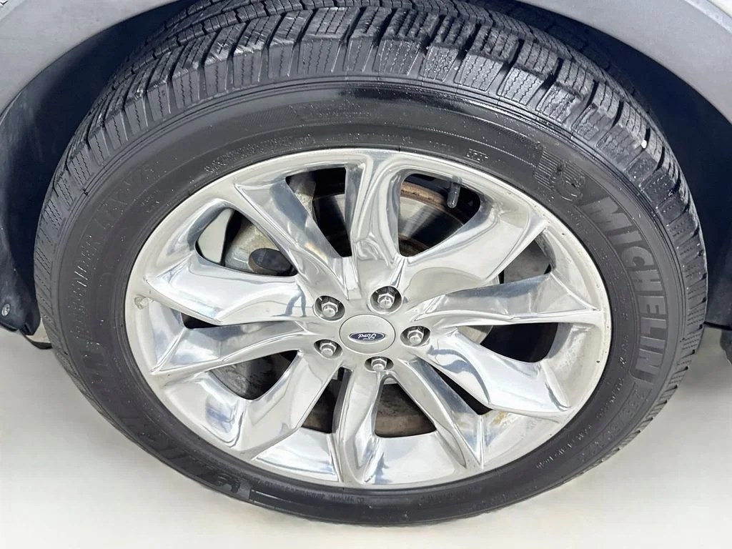 Used 2013 Ingot Silver Ford XLT image 38