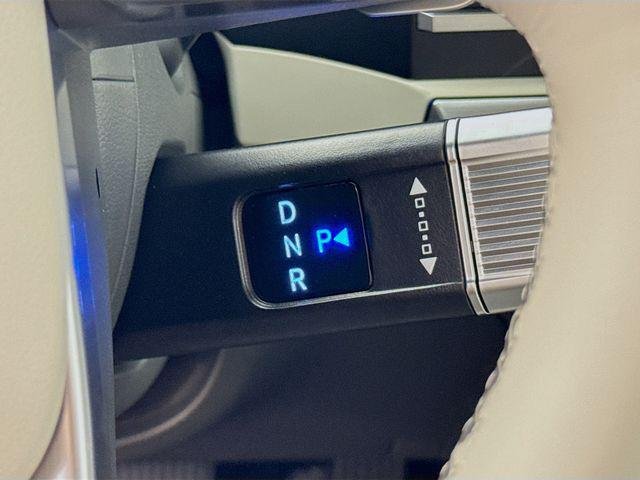 New 2026 Silver Hyundai Calligraphy FWD image 27