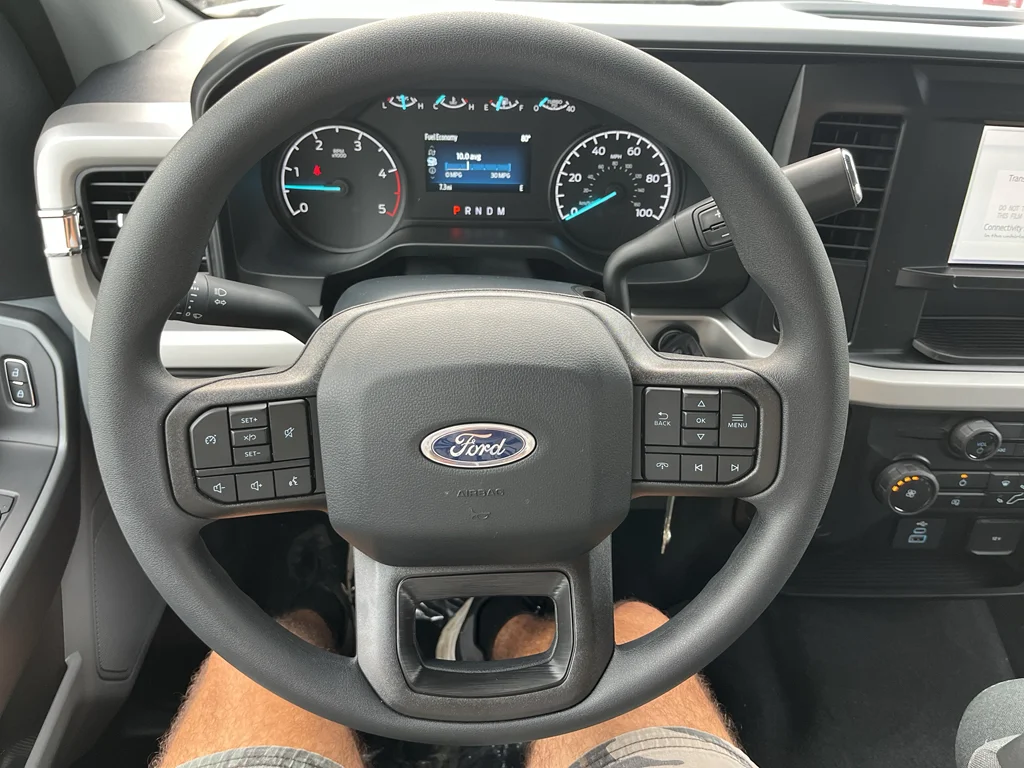 New 2026 Oxford White Ford F-250® XLT image 19
