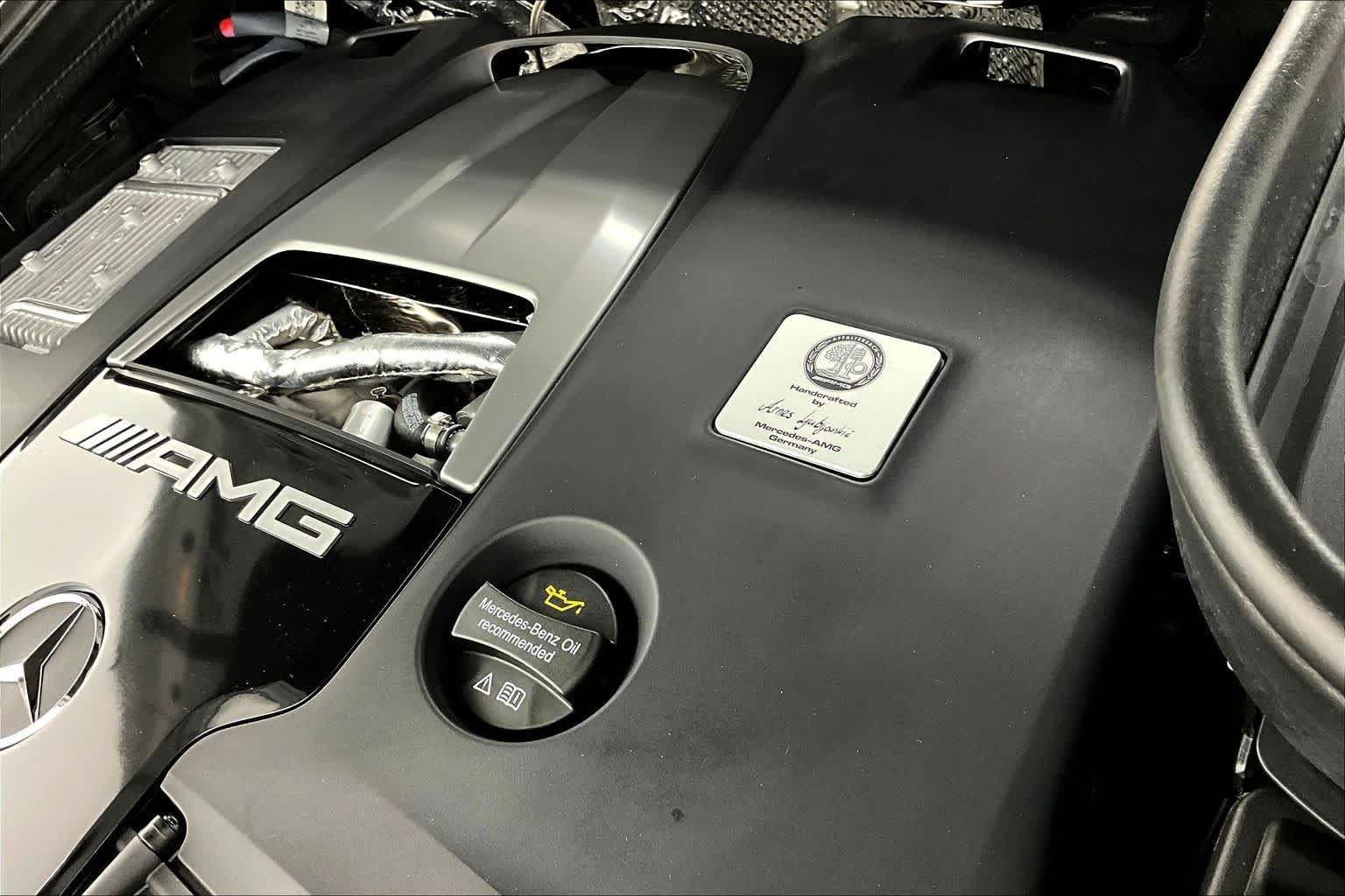 New 2026 MANUFAKTUR Alpine Grey Mercedes-Benz AMG® GLE 63 S image 17