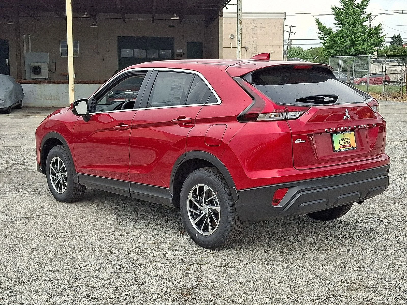 New 2026 Red Mitsubishi ES image 5