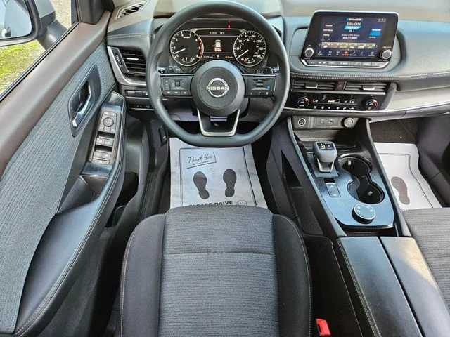 Used 2023 Silver Nissan SV image 13