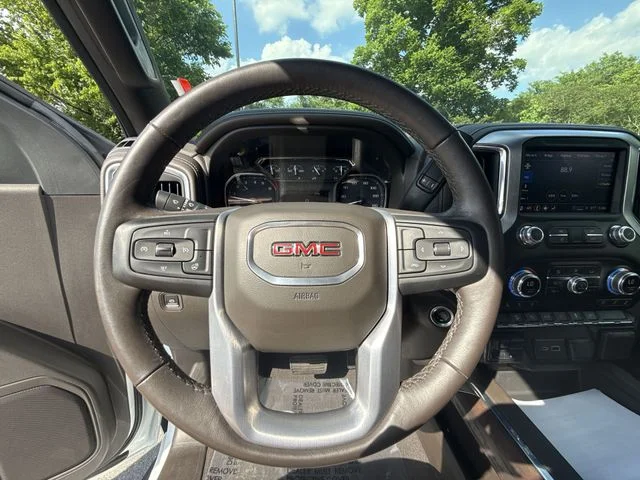 Used 2021 White GMC SLT image 14