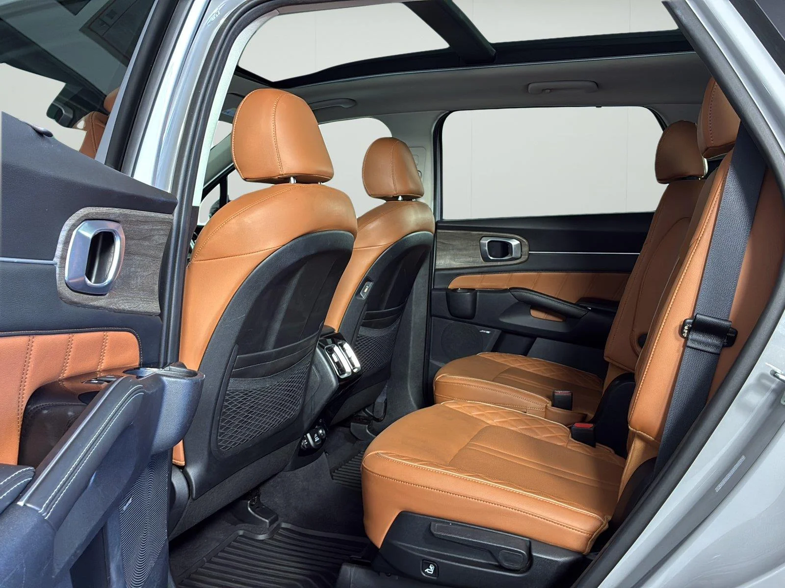 Used 2023 Wolf Gray Kia X-Line SX Prestige image 20