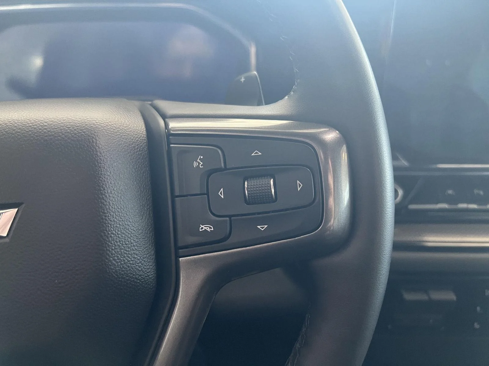 Used 2023 Black Chevrolet ZR2 image 20