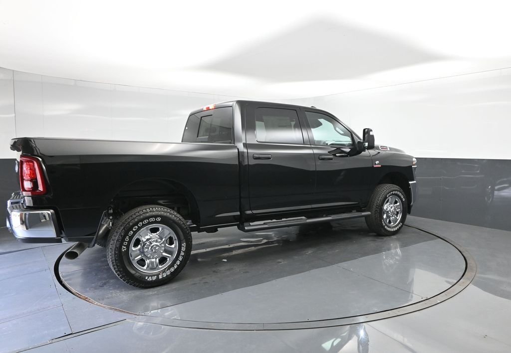 New 2026 Diamond Black Crystal Pearlcoat RAM Tradesman image 15