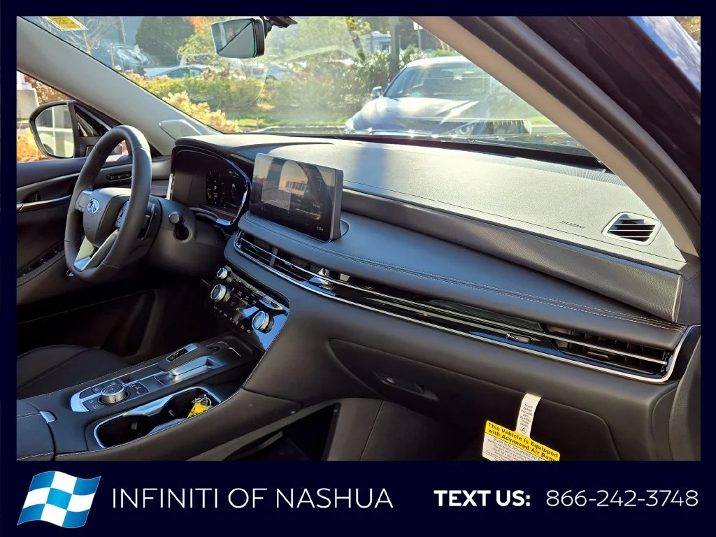 New 2027 MINERAL BLACK INFINITI Luxe AWD image 17