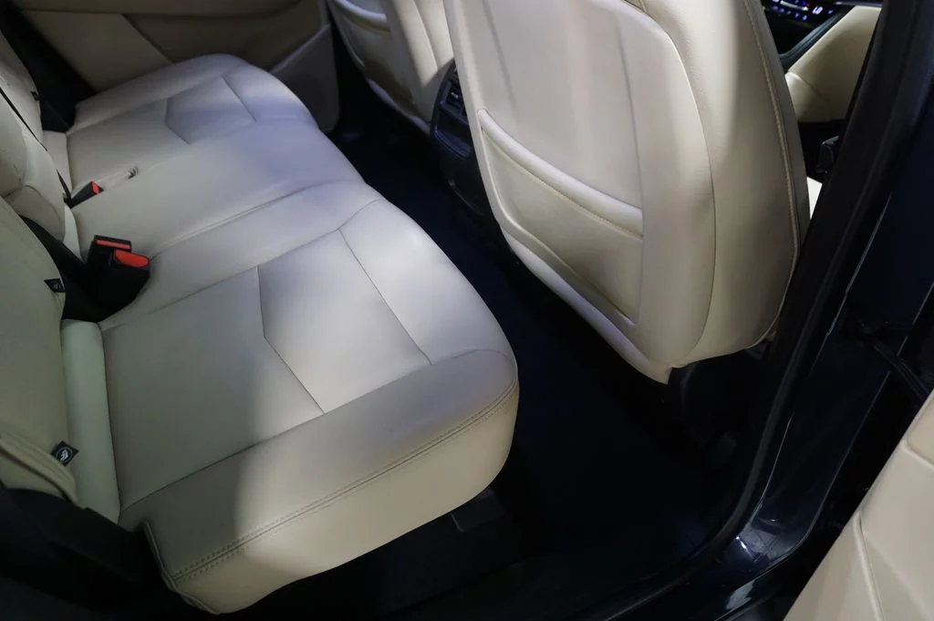 Used 2019 Harbor Blue Metallic Cadillac Base image 35