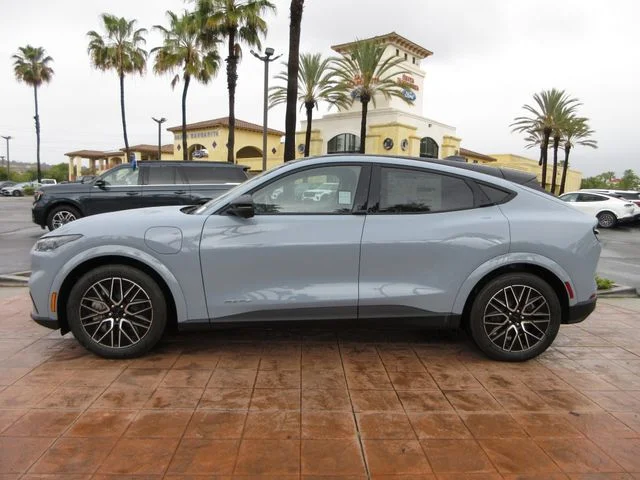 2026 Ford Mustang-Mach-e Premium's photo