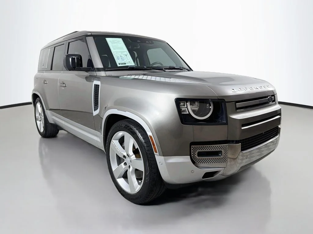Certified Used 2023 Silver Land Rover S image 3