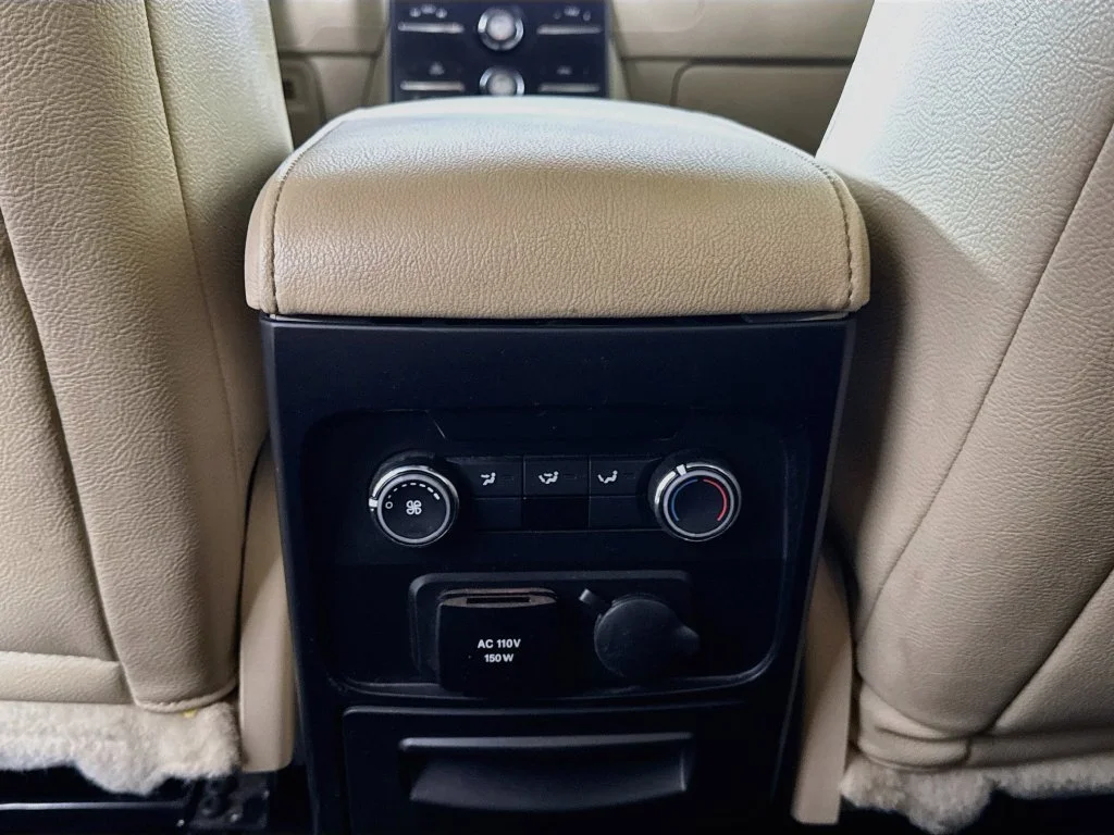 Used 2018 Burgundy Ford SEL image 31