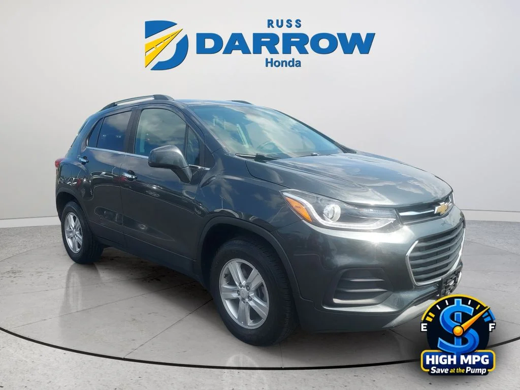 Used 2018 Gray Chevrolet LT image 7