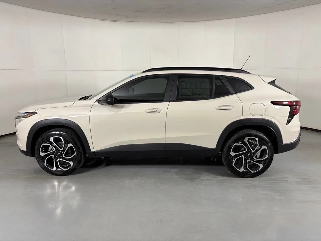New 2026 White Sands Chevrolet 2RS image 5