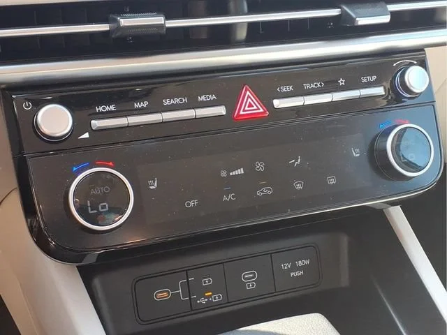 Used 2026  Hyundai SEL image 8