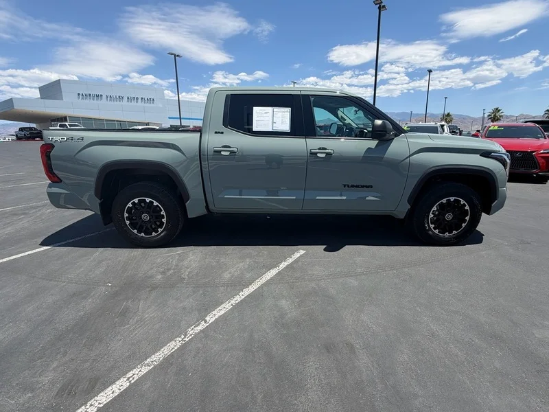 Used 2023 Green Toyota SR5 image 2