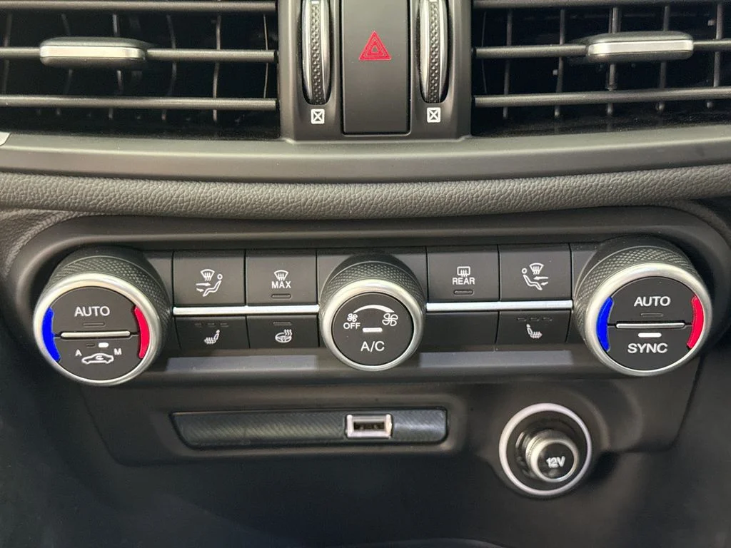 Used 2023 Gray Alfa Romeo Veloce image 16