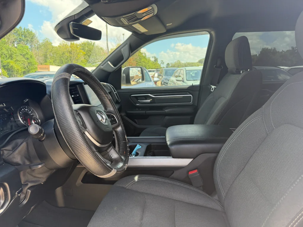 Used 2020 Bright White Clearcoat Ram Lone Star image 10