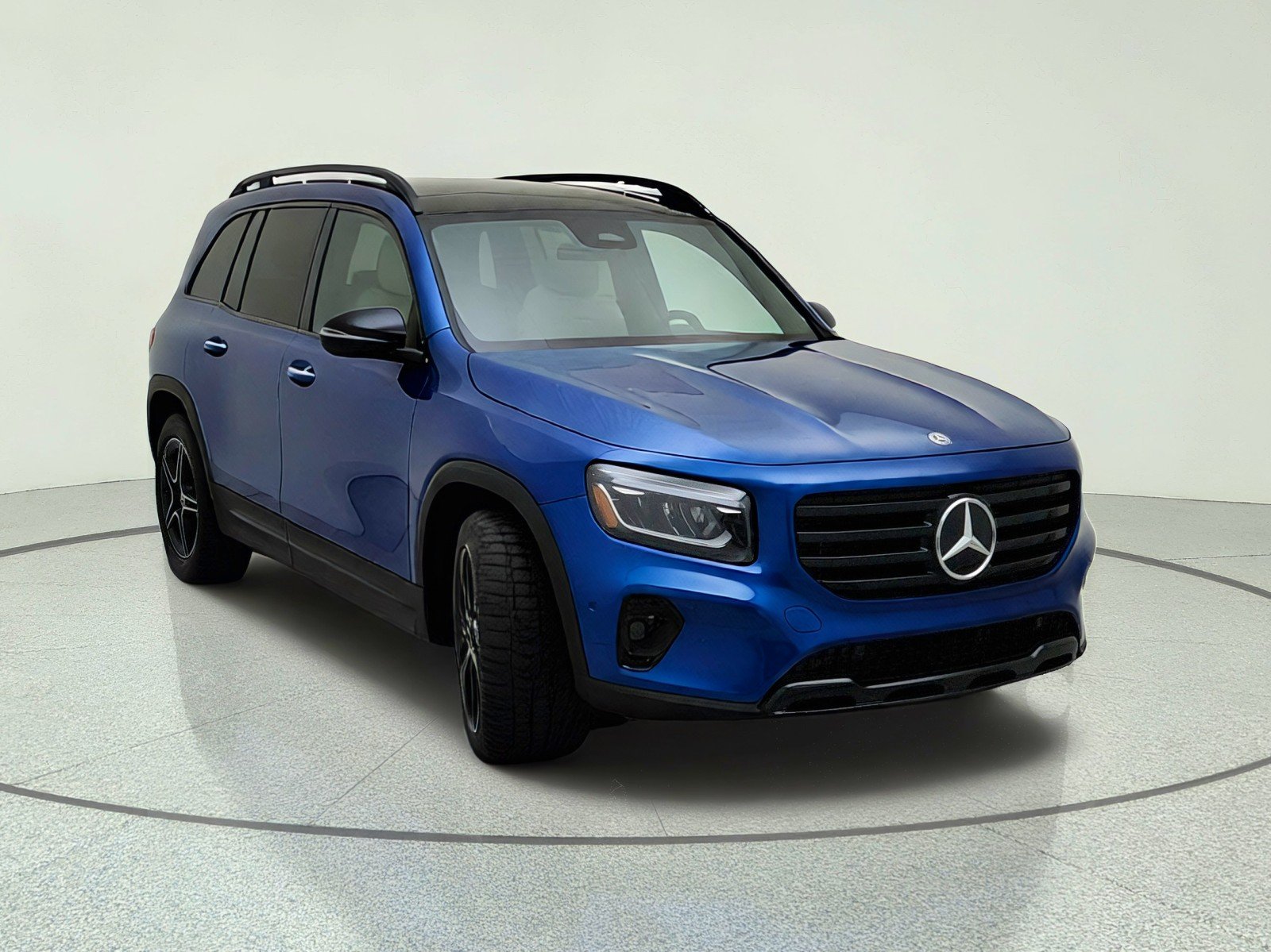 Certified Used 2026 Starling Blue Metallic Mercedes-Benz GLB 250 image 4