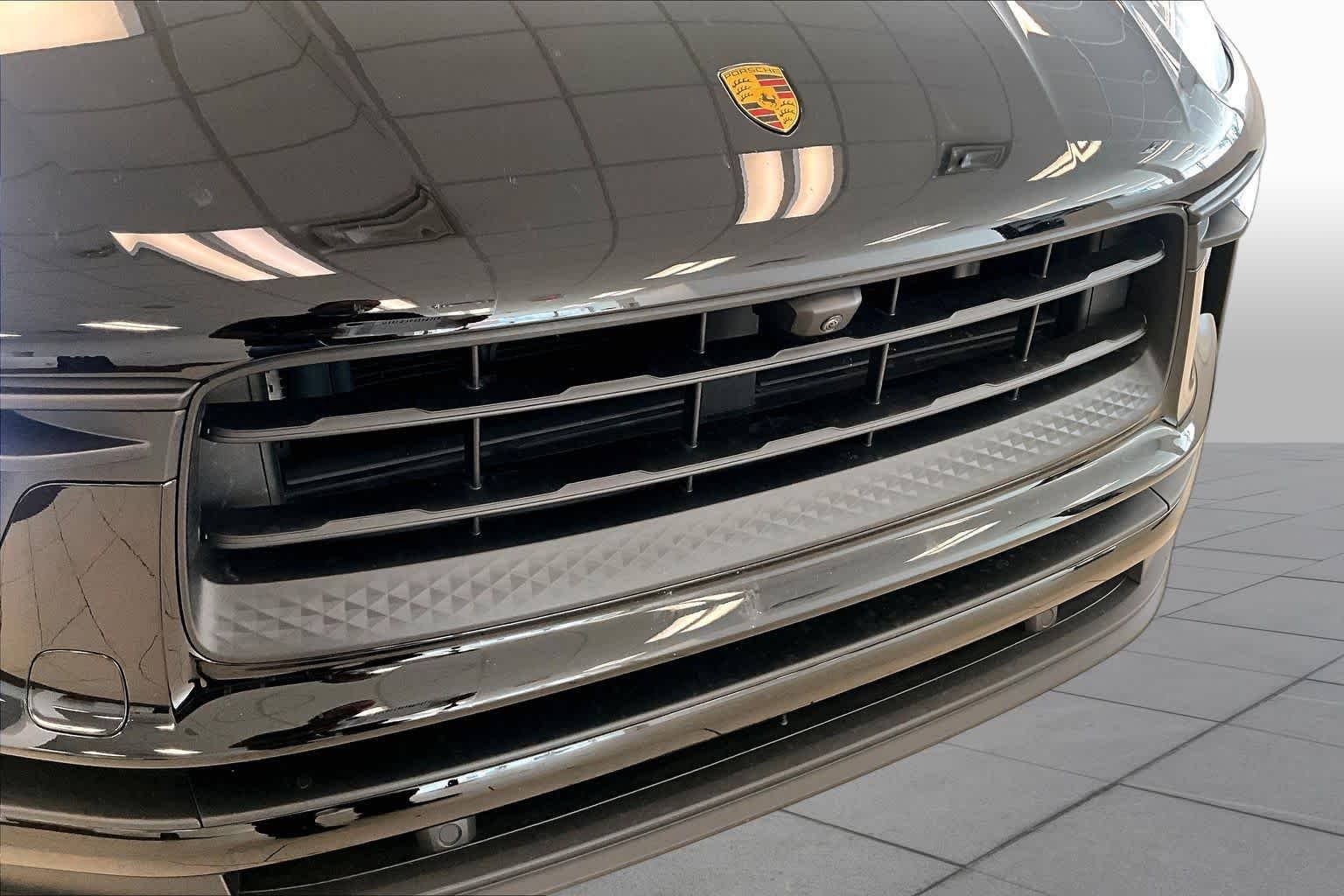 Used 2022 Black Porsche  image 26