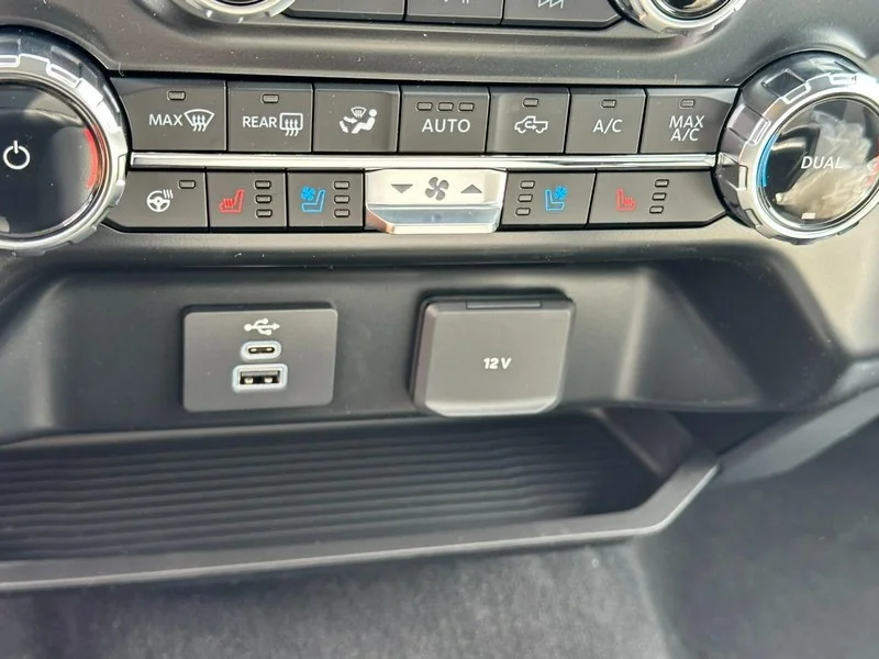 New 2026 Glacier Gray Metallic Tri-Coat Ford LARIAT 4WD Crew Cab 6.75