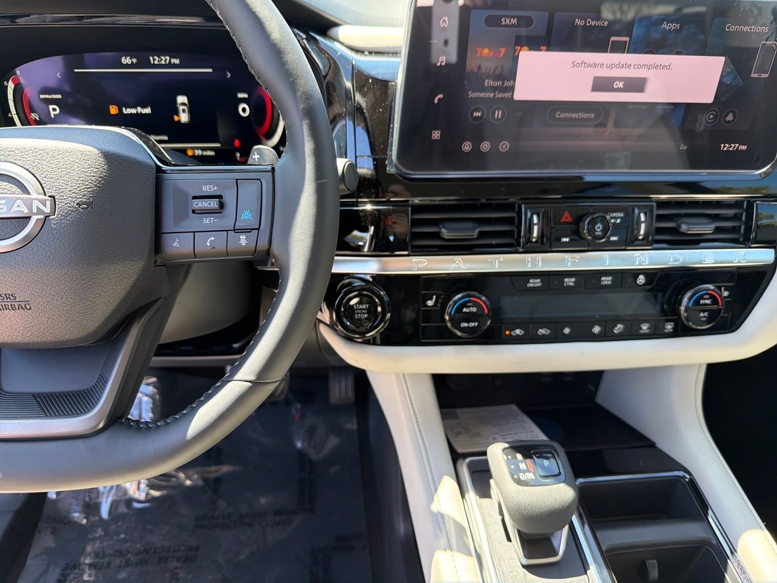 New 2026 Nissan Pathfinder SL 4D Sport Utility