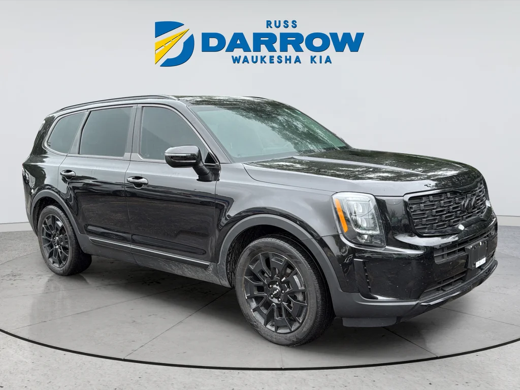 Used 2022 Black Kia EX image 11