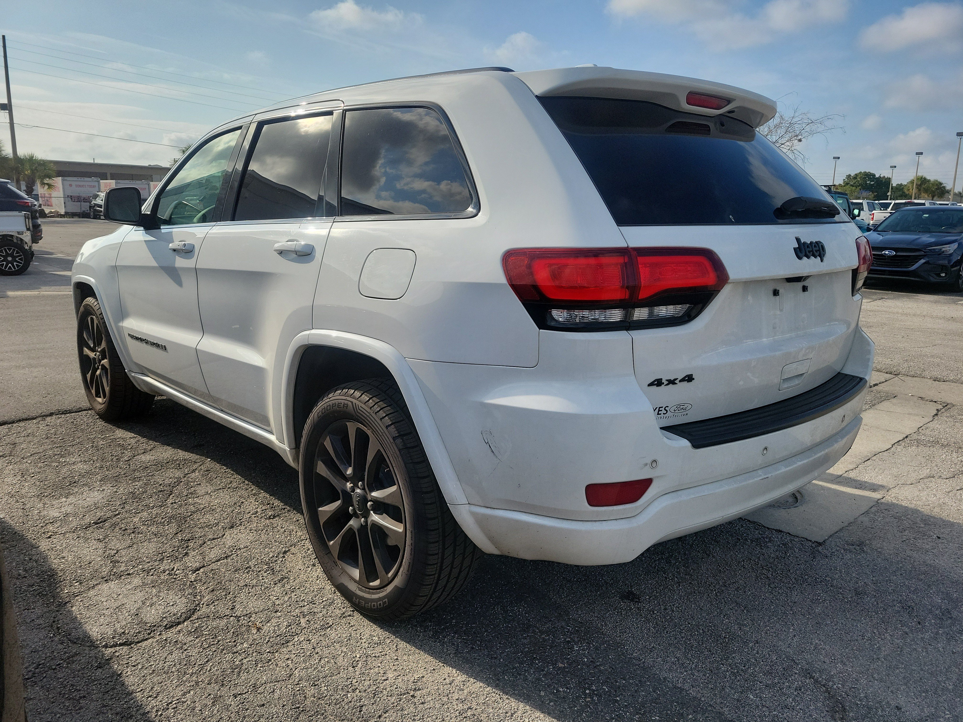 Used 2020 Bright White Clearcoat Jeep Altitude image 5