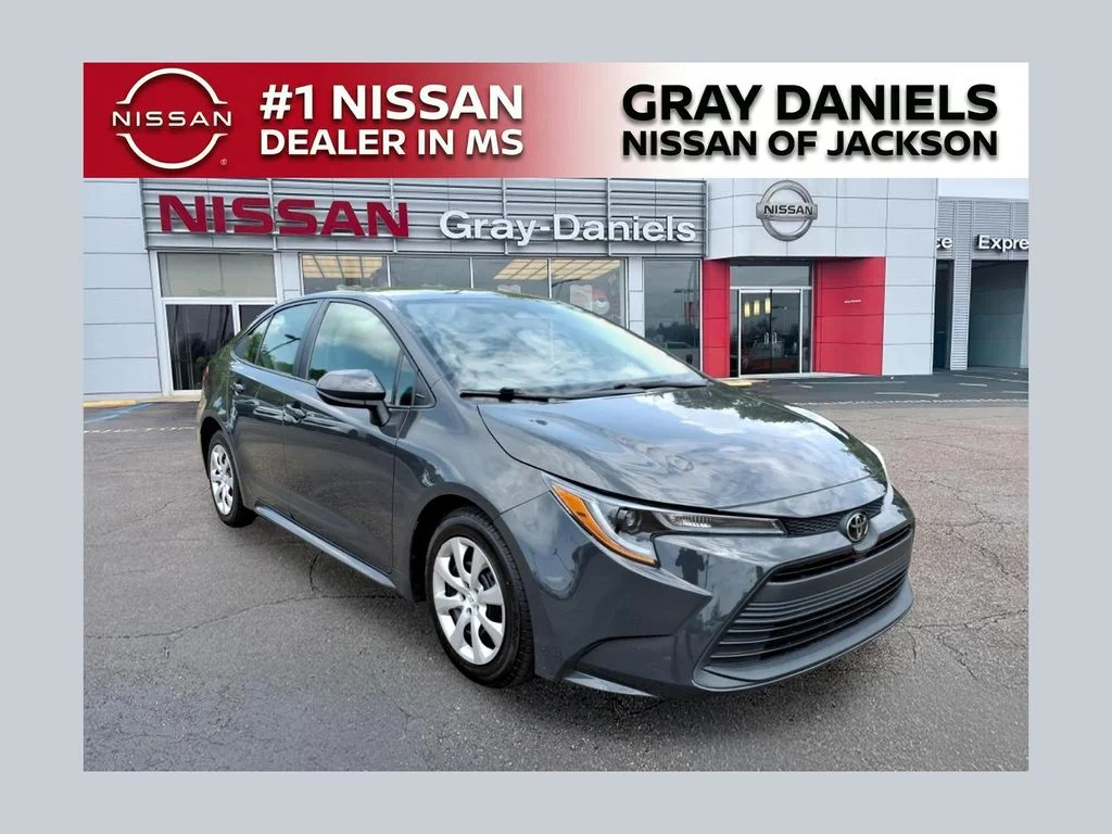 Used 2024  Toyota LE image 1