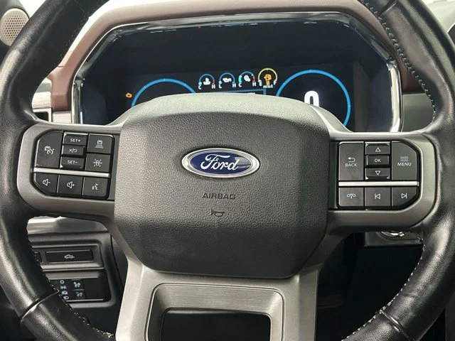 Used 2021 Gray Ford LARIAT image 17