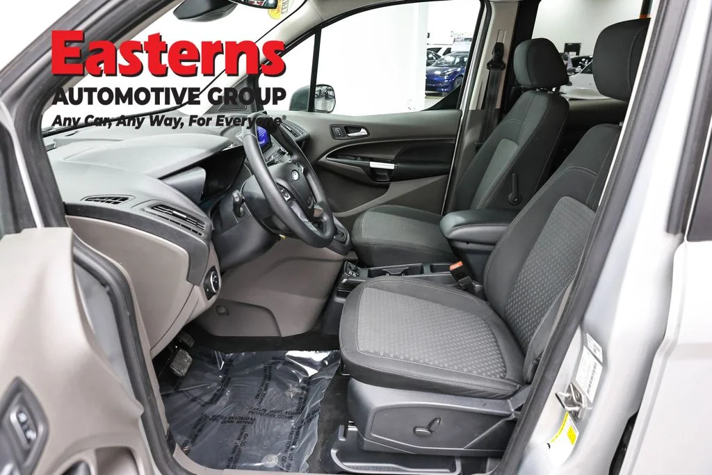 Used 2021 Silver Ford XLT image 13