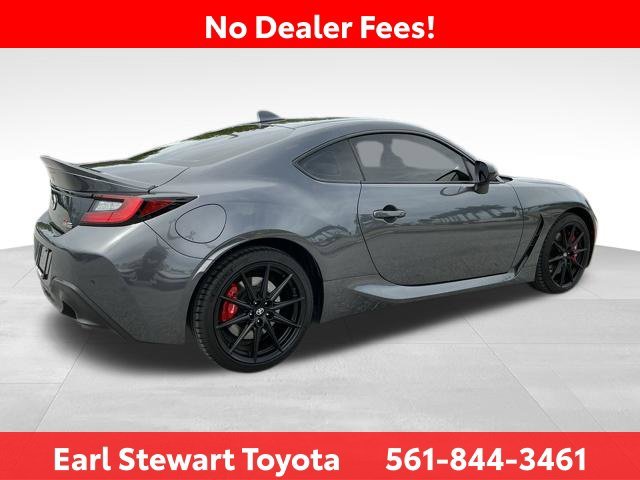 Certified Used 2025  Toyota Premium image 5