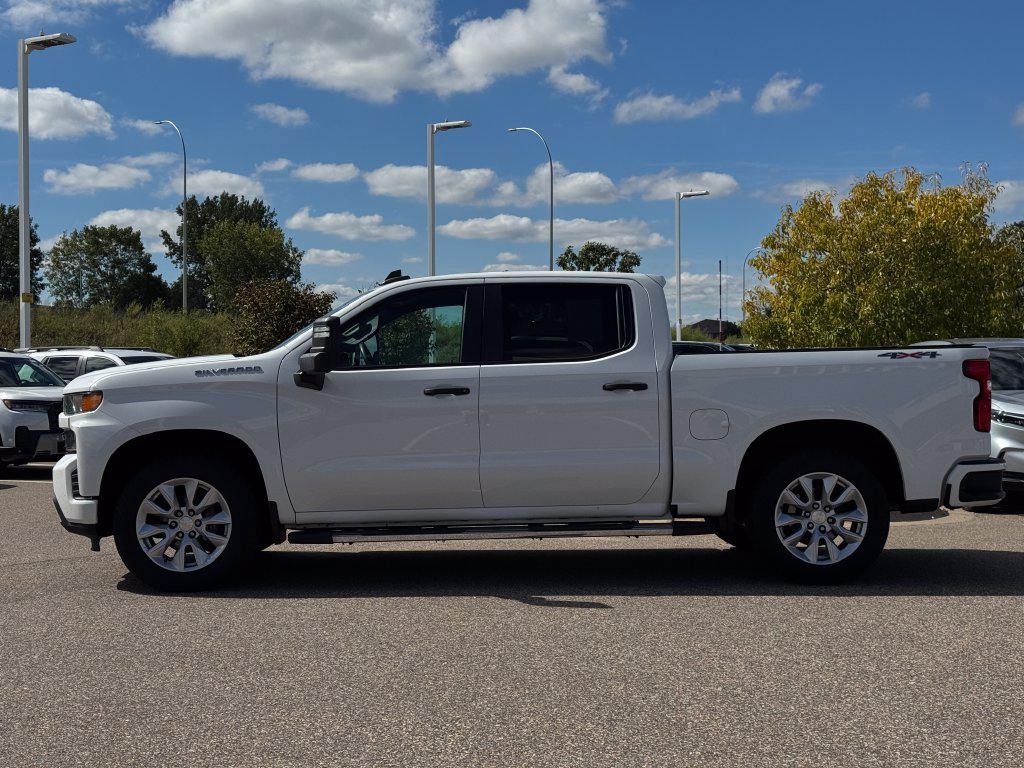 Used 2021 Summit White Chevrolet Custom image 7