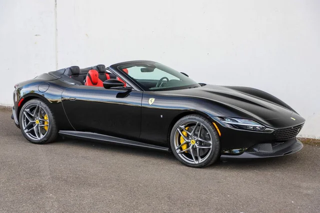 2025 Ferrari Roma Spider