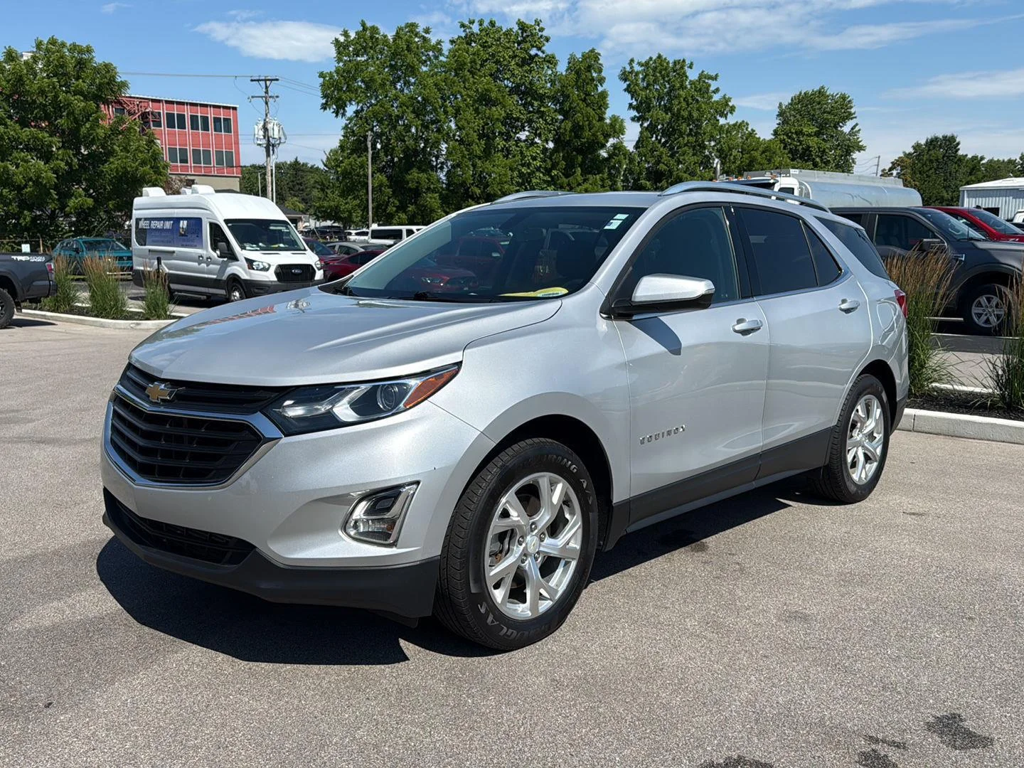 Used 2019 SILVER ICE METALLIC Chevrolet LT image 7